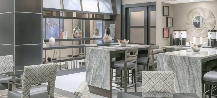 伍斯特希尔顿欢朋酒店及套房(Hampton Inn & Suites Worcester)图片