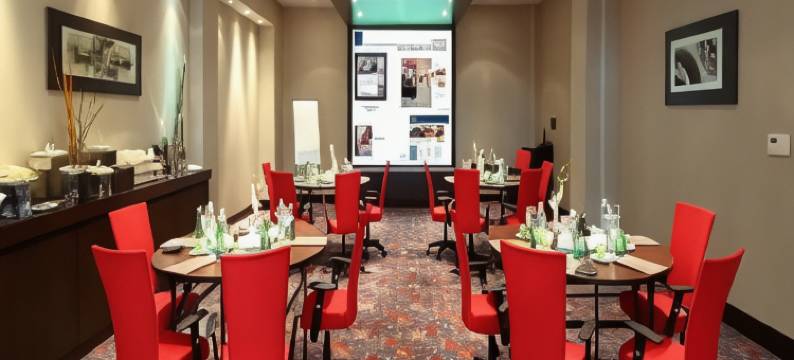 达曼商业园诺富特酒店(Novotel Dammam Business Park)图片