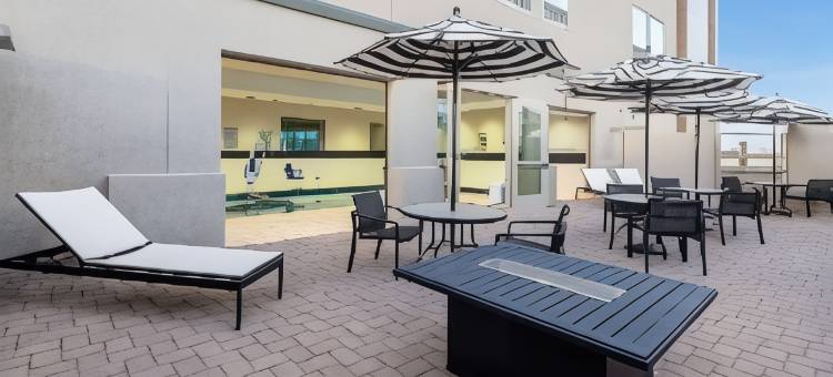 马里科帕科伯斯基拉昆塔温德姆套房酒店(La Quinta Inn & Suites by Wyndham Maricopa - Copper Sky)图片