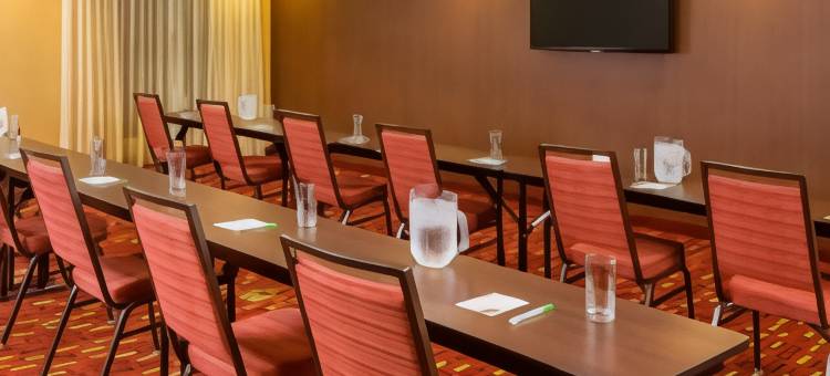 卡拉马祖波蒂奇万怡酒店(Courtyard Kalamazoo Portage)图片