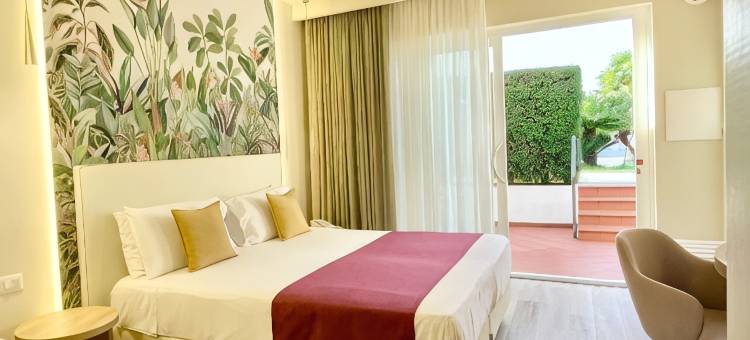 第勒尼安海酒店(Hotel Tirreno)图片