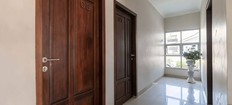 红多兹酒店-近明古鲁班台班让2号(RedDoorz Near Pantai Panjang Bengkulu 2)图片