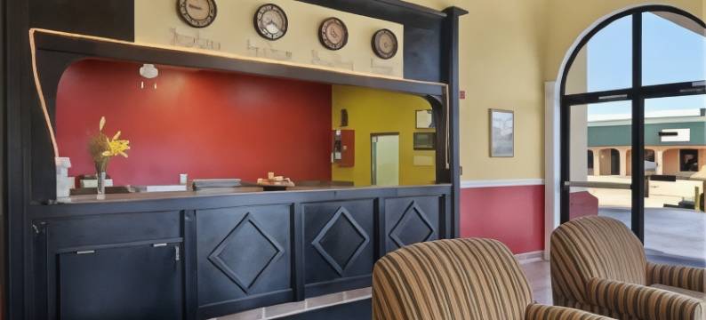 巴吞鲁日-I-12速8酒店(Staywell Suites)图片