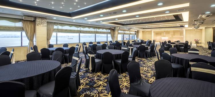 香阁里亚海滩观光酒店(Shangria Beach Tourist Hotel)图片