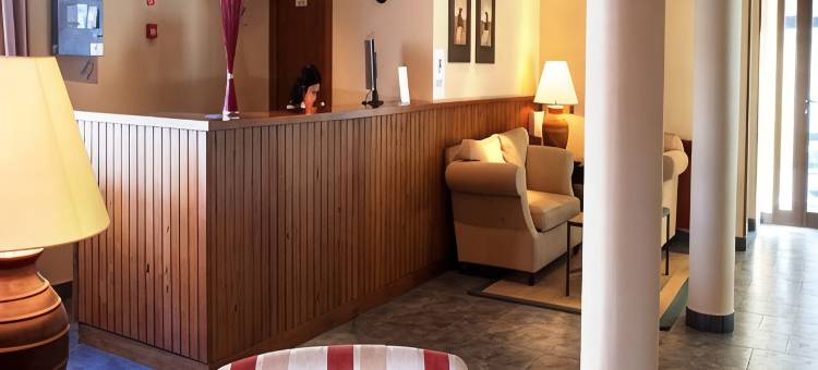 拉瓦尔布兰卡公寓式酒店(Aparthotel la Vall Blanca)图片
