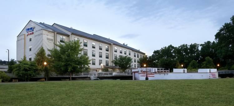 坎伯兰万枫酒店及套房(Fairfield Inn & Suites Cumberland)图片