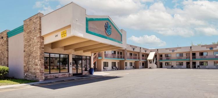 绿松石科特斯梅萨维德套房酒店(Turquoise Inn and Suites Cortez Near Mesa Verde)图片