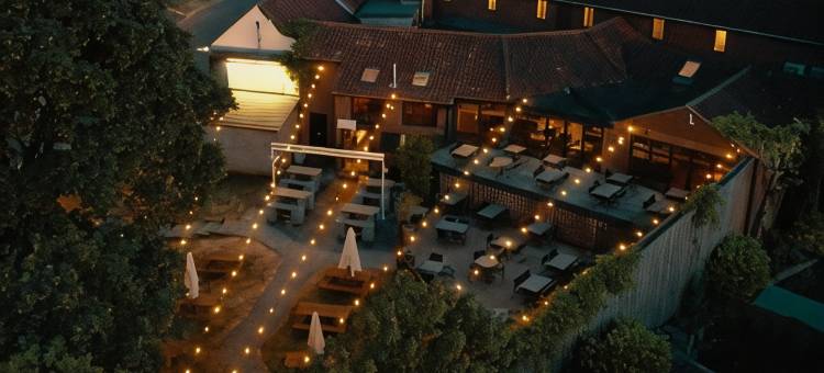 白天鹅酒店(The White Swan)图片