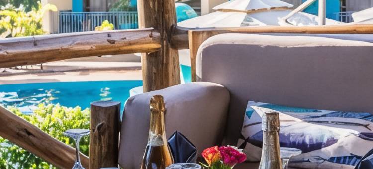 海豚套房酒店(Dolphin Suites)图片