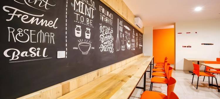 蒙蒂兰前一旅馆(Front One Budget Muntilan)图片