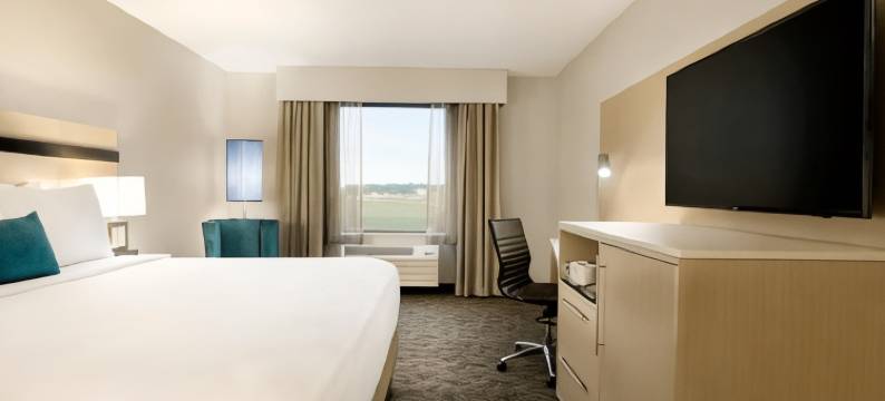 布卢明顿诺尔玛假日酒店-洲际酒店集团旗下(Holiday Inn Bloomington - Normal by IHG)图片