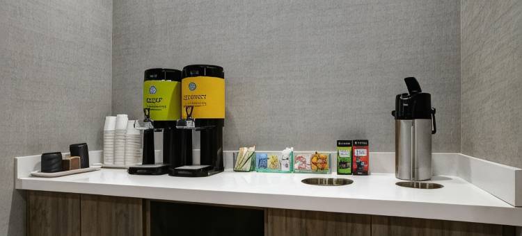 密尔沃基市区希尔顿惠庭套房酒店(Home2 Suites by Hilton Milwaukee Downtown)图片