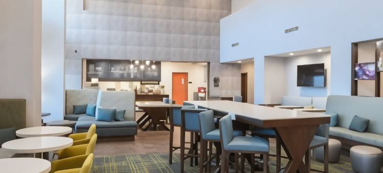 辛辛那提自由镇希尔顿欢朋酒店及套房(Hampton Inn & Suites by Hilton Cincinnati Liberty Township)图片