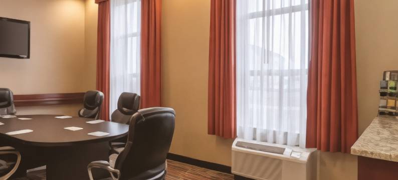 希尔顿欢朋酒店-南埃德蒙顿南部(Hampton Inn by Hilton Edmonton/South)图片