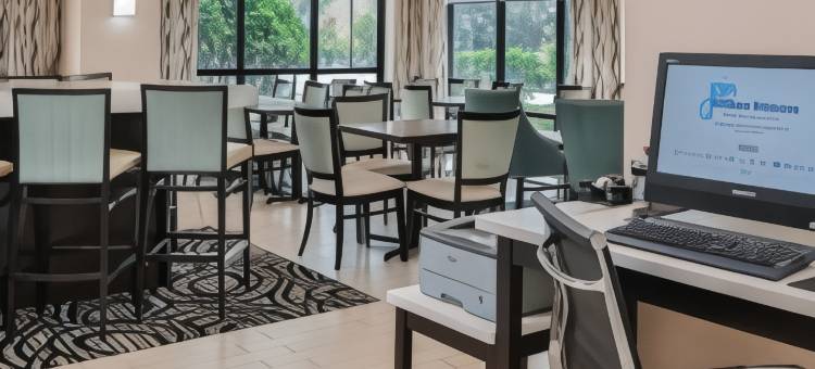 希尔顿欢朋酒店-维洛海滩(Hampton Inn Vero Beach)图片