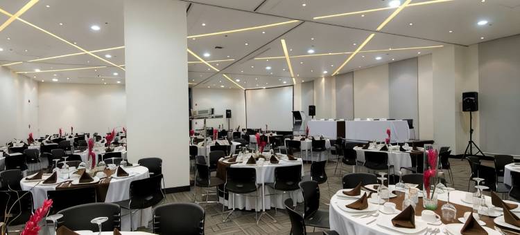 安可圣路易斯波托西华美达酒店(Ramada Encore by Wyndham San Luis Potosi)图片