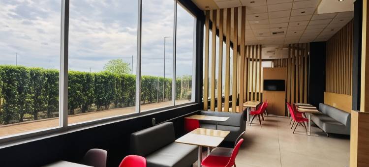 宜必思塔图酒店(Ibis Tatuí)图片