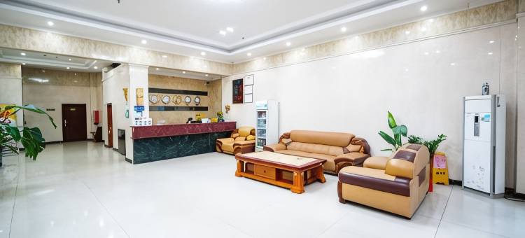 梧州龙都大酒店(三祺城玫瑰湖公园店)图片