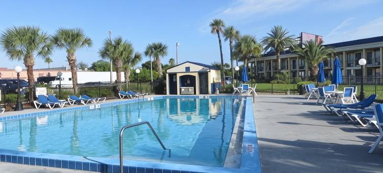 奥兰多机场/佛罗里达购物中心温德姆戴斯酒店(Days Inn by Wyndham Orlando Airport Florida Mall)图片