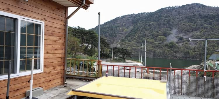 泗川Baegunimeomuneungot旅馆(Sacheon Baegunimeomuneungot Pension)图片