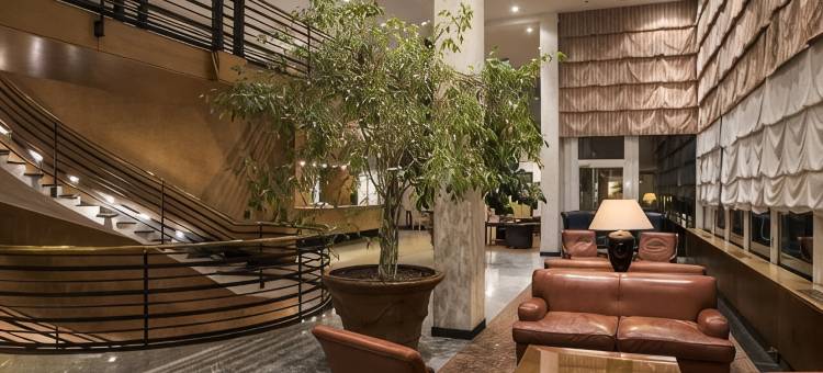 弗莱昂酒店及会议中心(FlyOn Hotel & Conference Center)图片