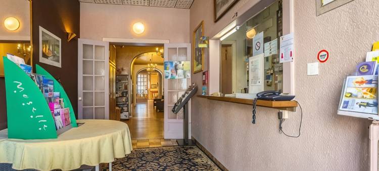 雷蒙特酒店(Logis Hotel Restaurant Remotel)图片