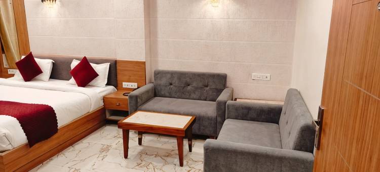 Royal Inn by White Panda Hotels图片