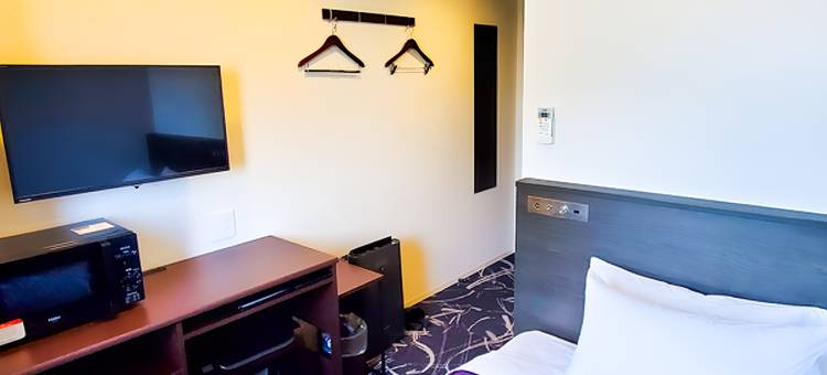 利夫马克斯酒店-横滨体育场前店(HOTEL LiVEMAX Yokohama Stadium Mae)图片