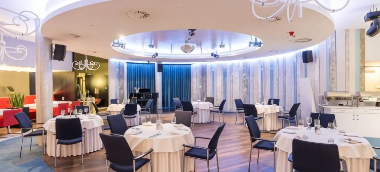蓝色艺术水疗酒店(Niebieski Art Hotel & Spa)图片