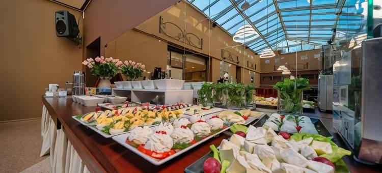 格罗玛达皮拉酒店(Hotel Gromada Pila)图片