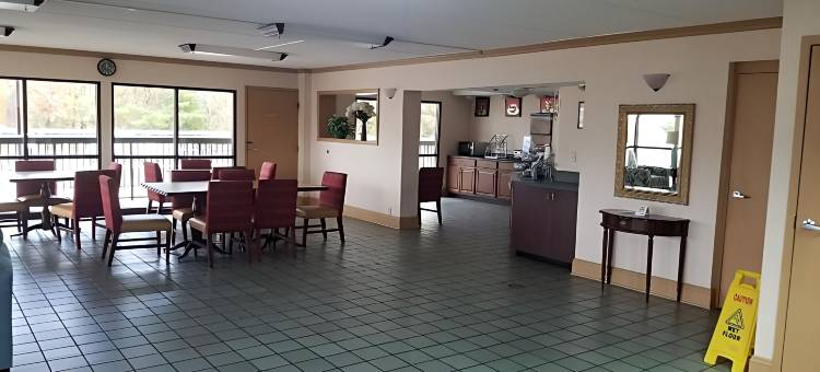 卢瑟格伦国王自治区速8酒店(Super 8 by Wyndham Ruther Glen Kings Dominion Area)图片