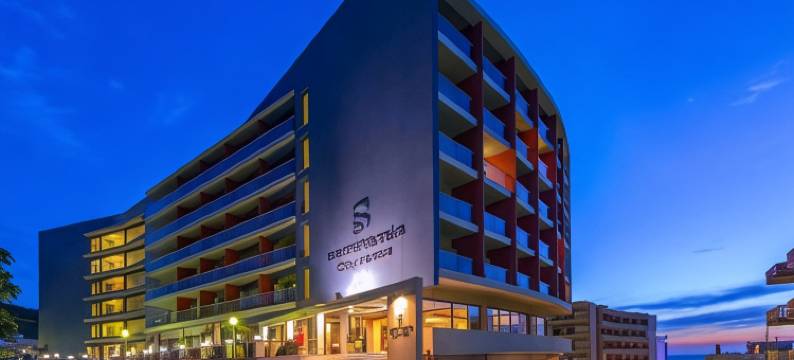 塞米勒米斯酒店(Semiramis City Hotel)图片