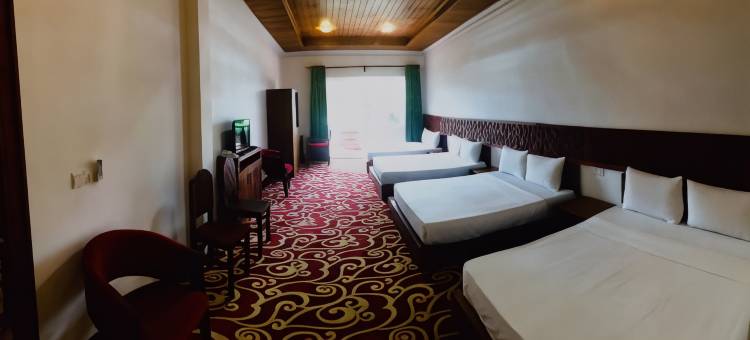 萨鲁蓝宝石酒店(Saru Blue Sapphire Hotel)图片