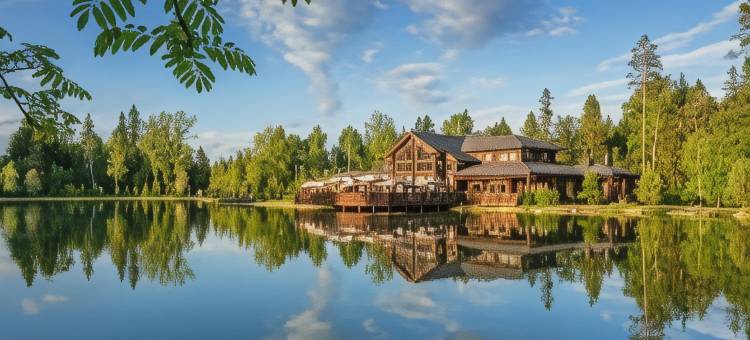 伊泽鲁迪尼勒斯生态酒店(Cosmos Collection Izumrudny Les Hotel)图片