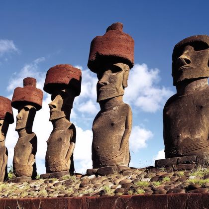 智利复活节岛+百内国家公园+格雷冰川+瓦尔帕莱索+圣地亚哥8日7晚拼小团