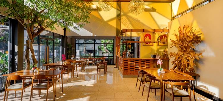 斯瓦纳布米酒店(Svarnabumi Hotel)图片