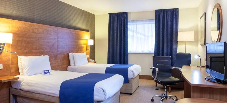 布伦特里智选假日酒店(Holiday Inn Express BRAINTREE by IHG)图片