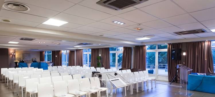 霍特尔杜帕克鲁瓦西维勒平特-埃克希比申帕克(Golden Tulip Villepinte Roissy - Parc des Expositions)图片