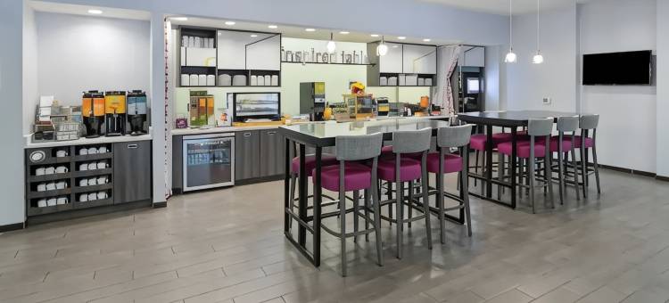 格林维尔市中心希尔顿惠庭酒店(Home2 Suites by Hilton Greenville Downtown)图片