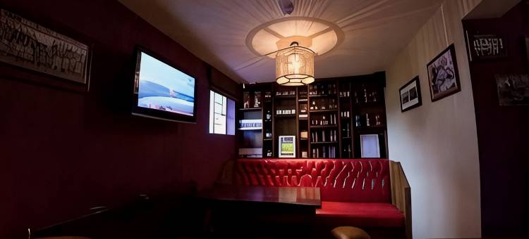 多格双峰旅馆(The Dog & Doublet Inn)图片