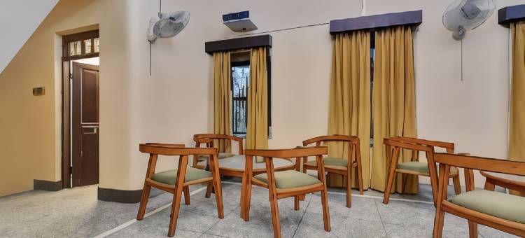 Treebo 皇家之家, 靠近费特赫萨加尔湖(Treebo the Regal House, Near Fateh Sagar Lake)图片