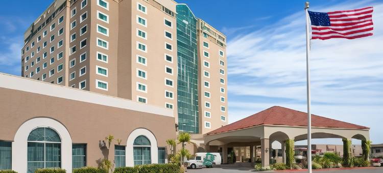 蒙特雷湾海滨希尔顿大使套房酒店(Embassy Suites by Hilton Monterey Bay Seaside)图片