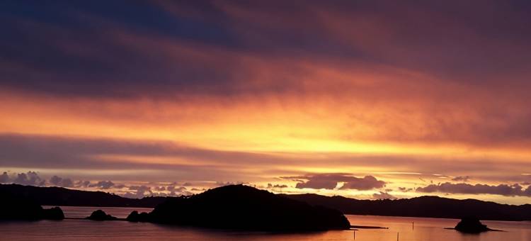 绝美海景、私密、设施齐全、干净整洁公寓(Stunning sea views-private-fully equipped-spotless)图片