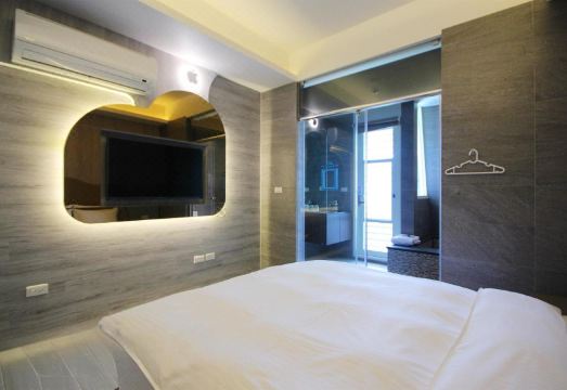 礁溪偶浴温泉旅店外景图