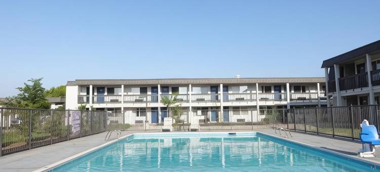 克莱尔蒙特6号汽车旅馆(Motel 6 Claremont, CA)图片