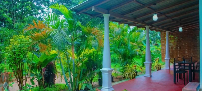 香纳卡家庭旅馆(Chanaka Holiday Inn)图片