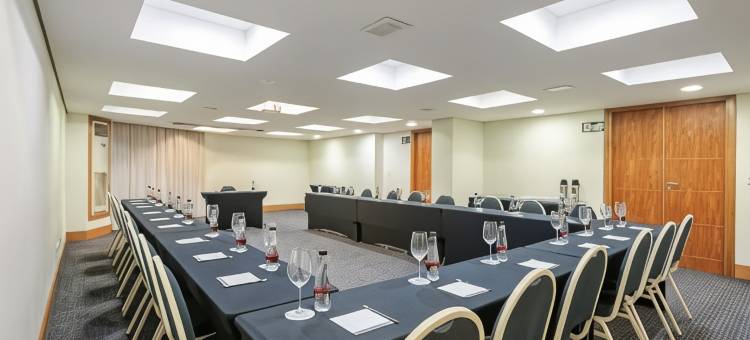 古里提巴巴特尔斯拉维耶罗酒店(Slaviero Curitiba Batel)图片