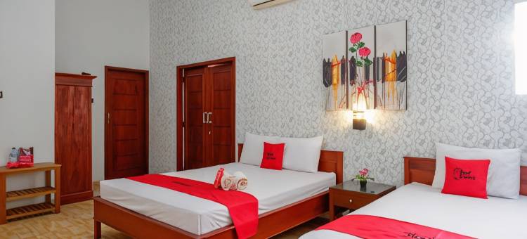 RedDoorz清真酒店靠近三宝洞2号(RedDoorz Syariah Near Kawasan Sam Poo Kong 2)图片