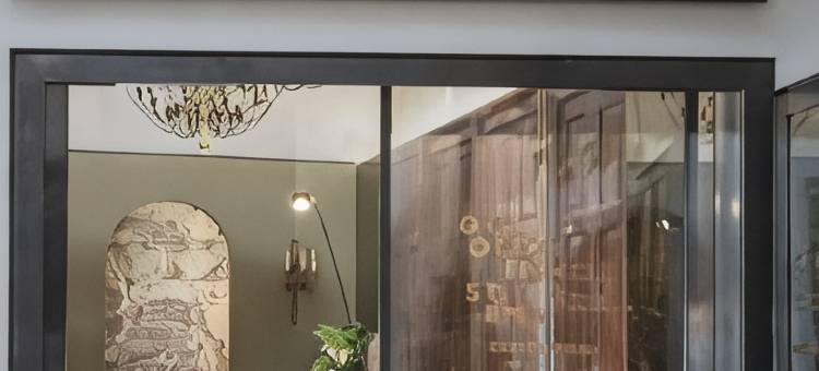 戈尔登斯特恩联排别墅酒店(Goldenstern Townhouse)图片