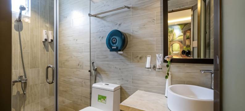 莲花拉维尼酒店(Lotus Laverne Hotel)图片